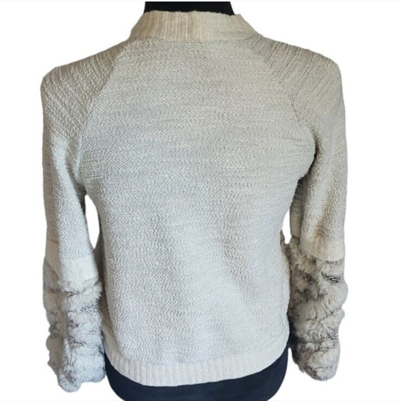 Amadi cream long sleeve crew neck sweater, size xs - Picture 2 of 5